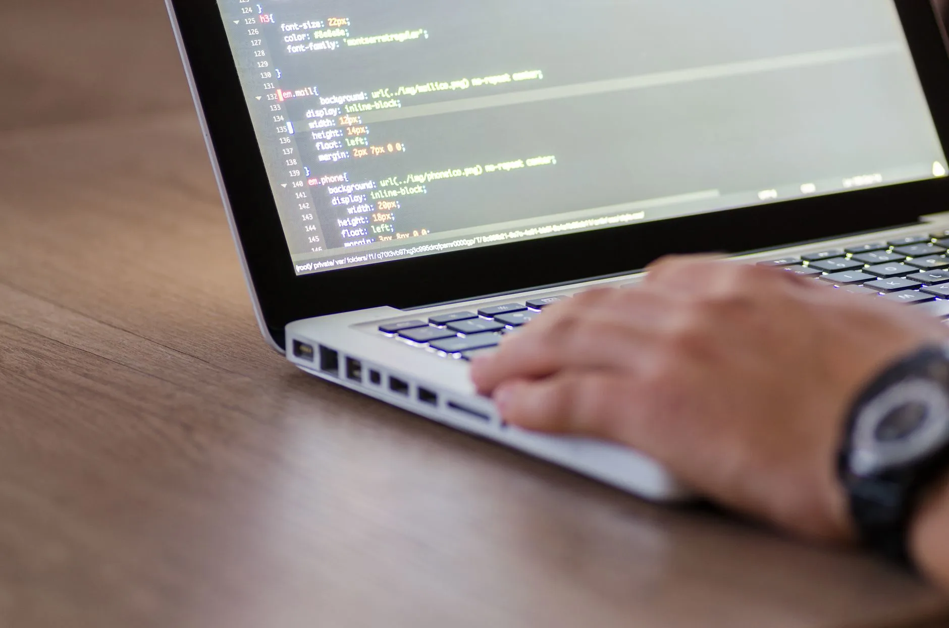 Queryable Executables: Xu hướng đóng gói ứng dụng giúp tăng tốc độ xử lý dữ liệu trực tiếp trên trình duyệt