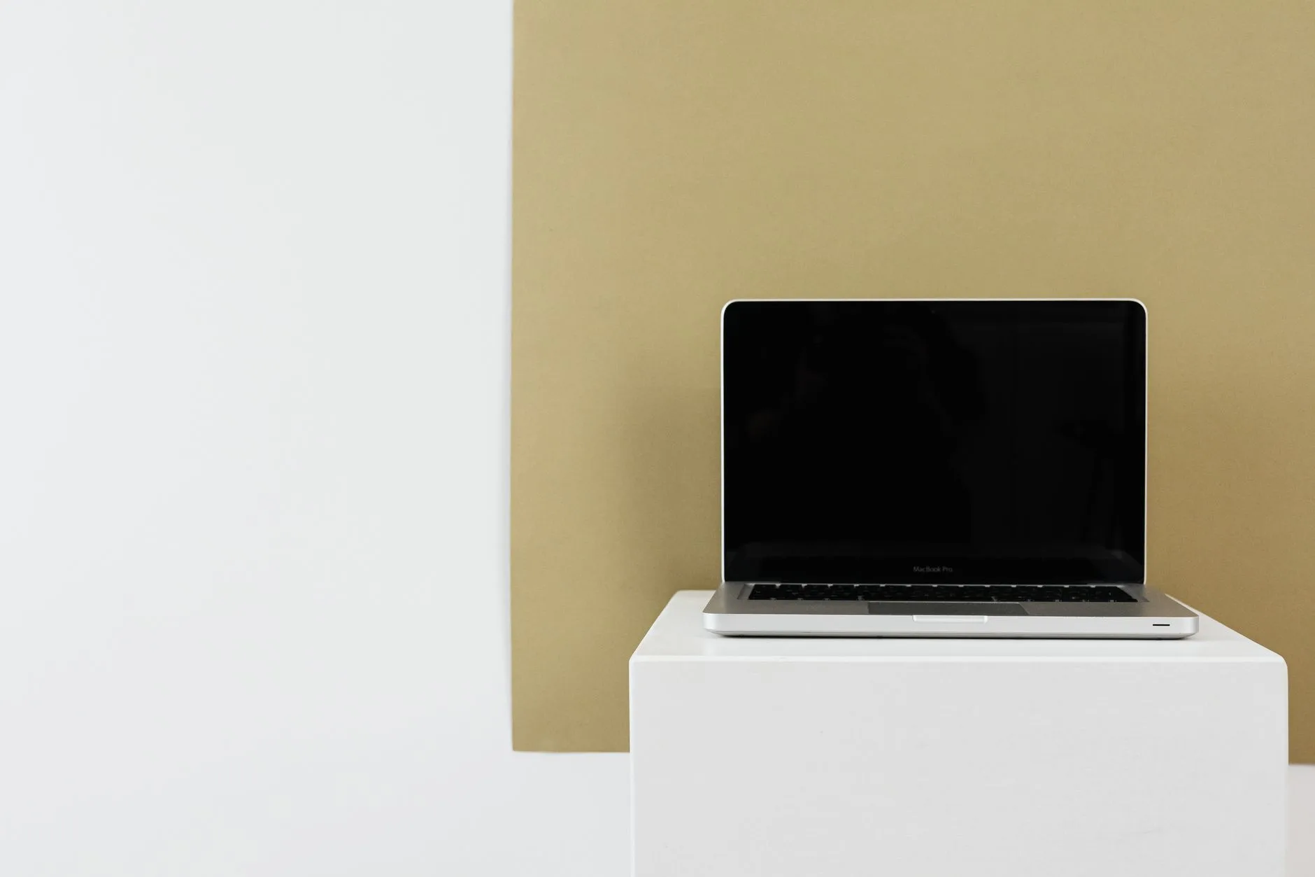 Shopify quay lại sử dụng Native thay vì React Native: Bài học về hiệu năng cho website bán hàng